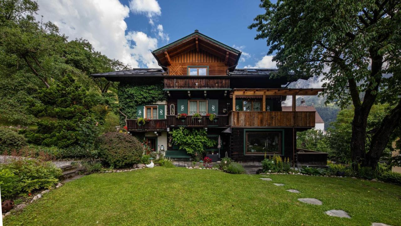Alpenrelax Haus Weidmannsheil Wohnen Im Romantischen Forsthaus Werfen Exterior foto