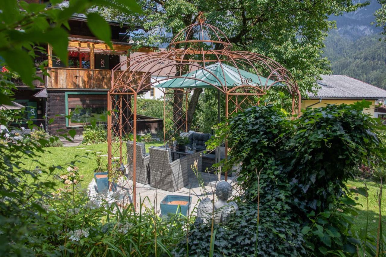 Alpenrelax Haus Weidmannsheil Wohnen Im Romantischen Forsthaus Werfen Exterior foto